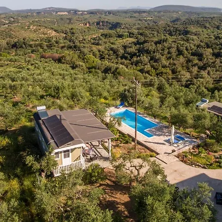 Hakuna Matata Holidays Agalia With Airco & Pool In Greek Olive Grove Lodge