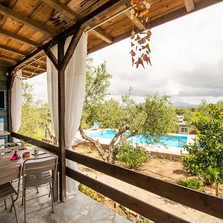 Hakuna Matata Holidays Agalia With Airco & Pool In Greek Olive Grove Lodge