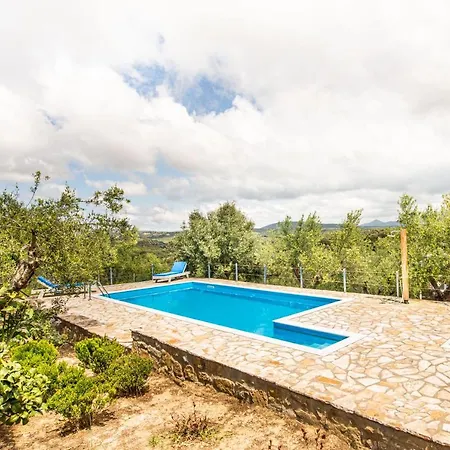 Jaktstuga Hakuna Matata Holidays Agalia With Airco & Pool In Greek Olive Grove Methone