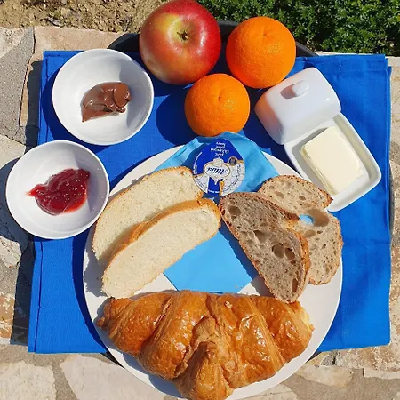 Hakuna Matata Holidays Agalia With Airco & Pool In Greek Olive Grove Methoni (Messenia)