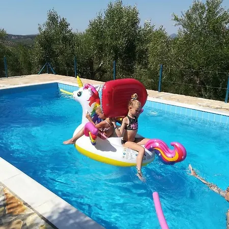 Hakuna Matata Holidays Agalia With Airco & Pool In Greek Olive Grove * Methoni (Messenia)