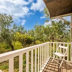Hakuna Matata Holidays Agalia With Airco & Pool In Greek Olive Grove Деревянный коттедж