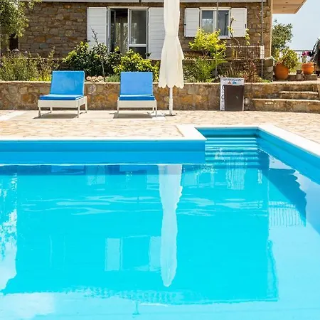 Hakuna Matata Holidays Agalia With Airco & Pool In Greek Olive Grove 롯지