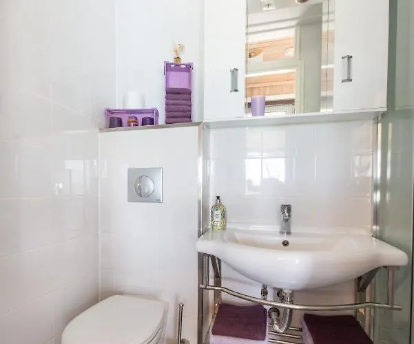 Jaktstuga Hakuna Matata Holidays Agalia With Airco & Pool In Greek Olive Grove