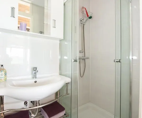 Hakuna Matata Holidays Agalia With Airco & Pool In Greek Olive Grove Alojamento de Turismo Selvagem *